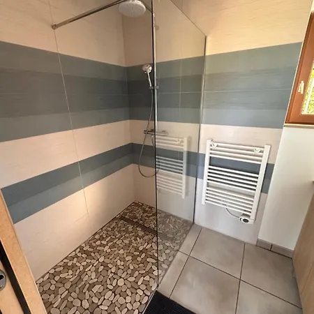 Le Vincent Nyaraló *